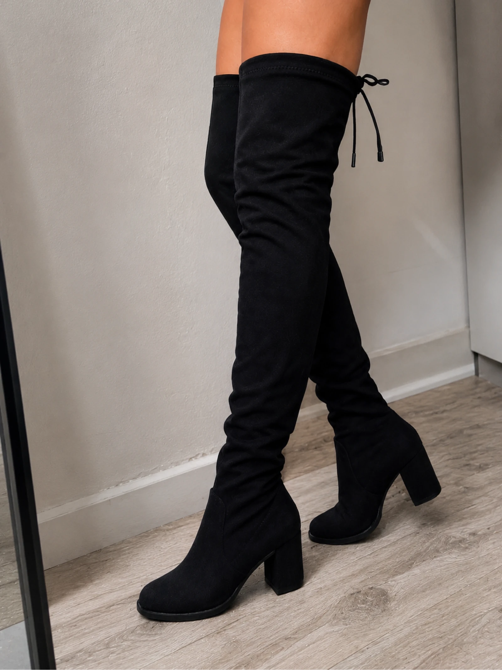 Botas altas negras 